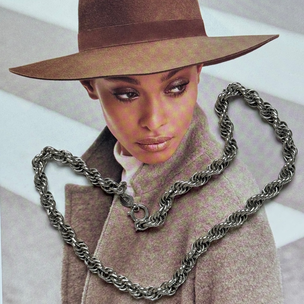 VINTAGE ACCESSOCRAFT N.Y.C. Necklace Silver Twisted Rope Chain 15"